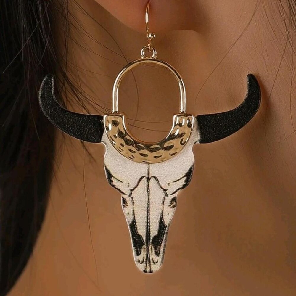 Gold Accent Longhorn Earrings